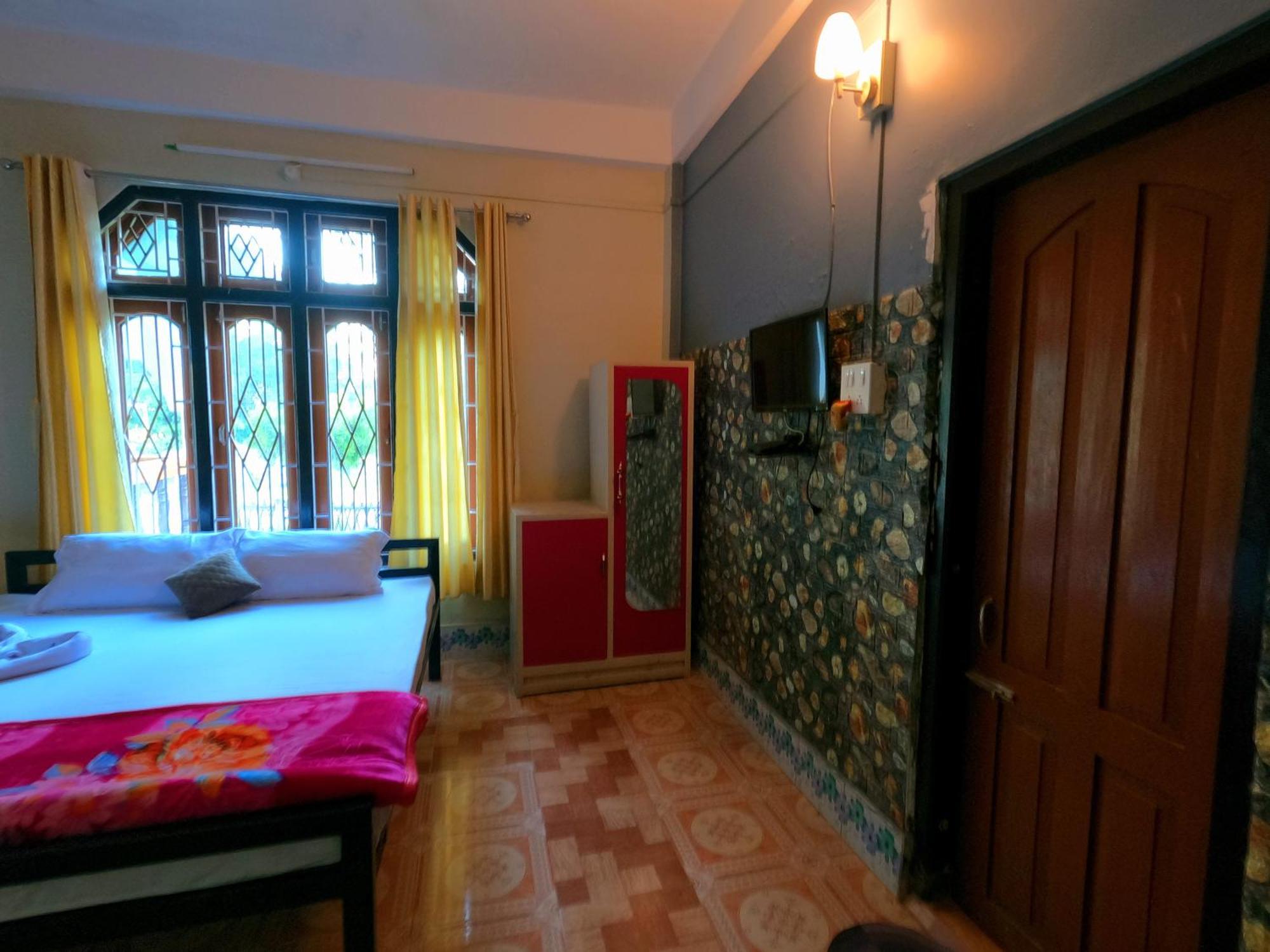 Kareng Party Camp N Homestay Kāziranga エクステリア 写真