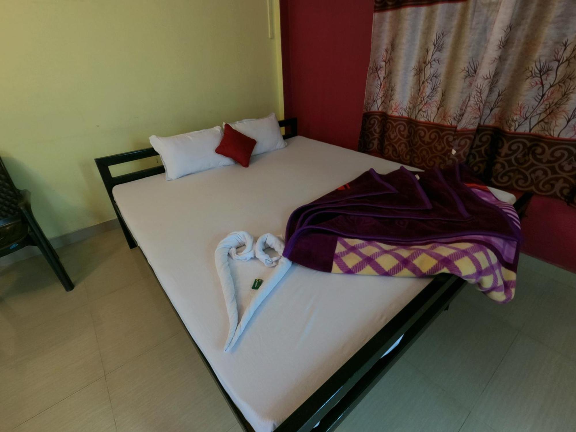 Kareng Party Camp N Homestay Kāziranga エクステリア 写真