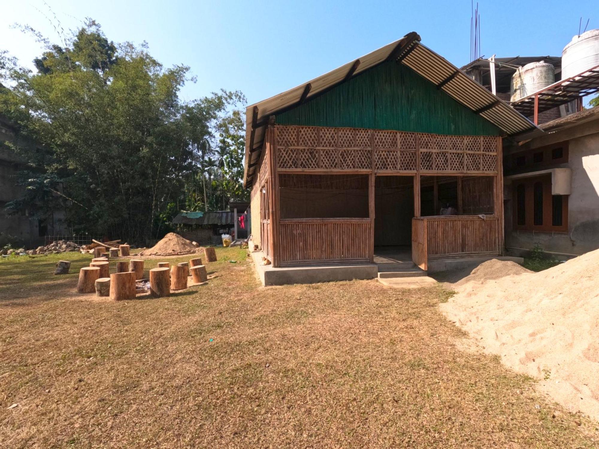 Kareng Party Camp N Homestay Kāziranga エクステリア 写真